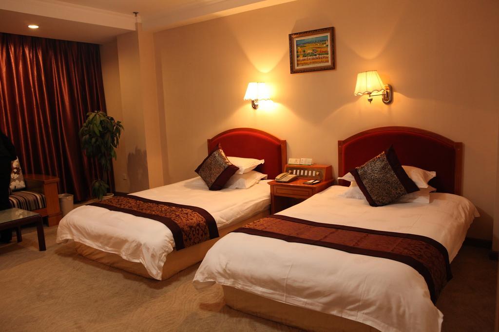 Tianhong Hotel Heze Room photo