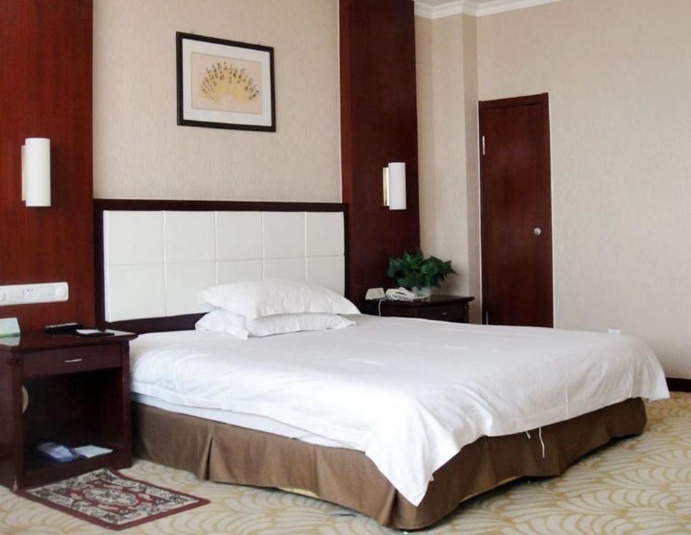 Tianhong Hotel Heze Exterior photo